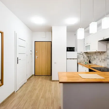 Metro Bemowo Colourful By Bookinghost *