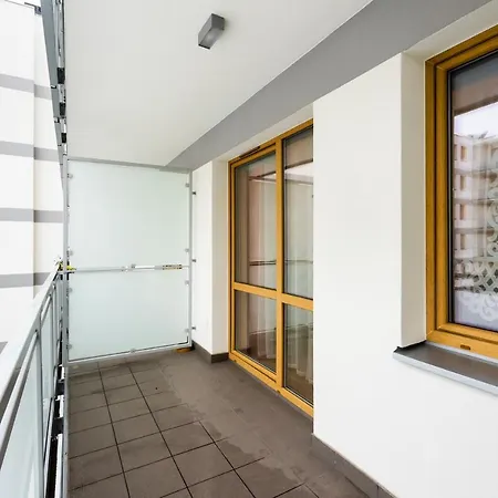 Apartment Metro Bemowo Colourful Warsaw