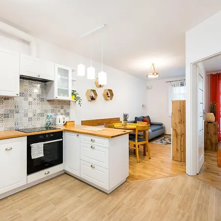 Apartment Metro Bemowo Colourful