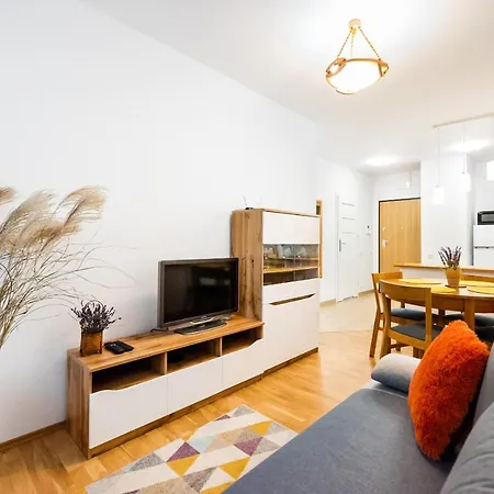 Apartman Metro Bemowo Colourful By Bookinghost Varsó